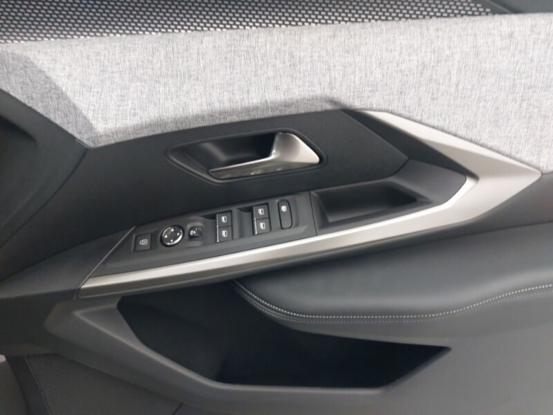 Used Peugeot 3008 2025 for sale - 76893670: Photo 16