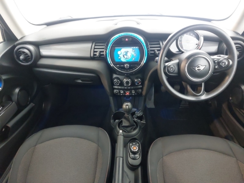 Used MINI Hatch 2019 for sale - 77716697: Photo 2