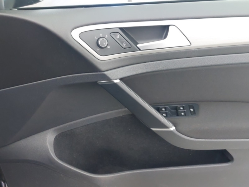 Used Volkswagen Golf 2015 for sale - 77623978: Photo 16