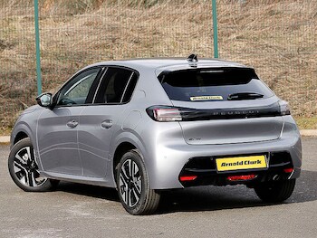 Used Peugeot 208 2026 for sale - 77947929: Photo