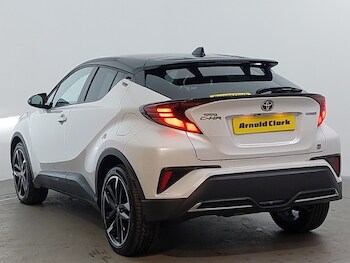 Used Toyota C-HR 2023 for sale - 78411148: Photo