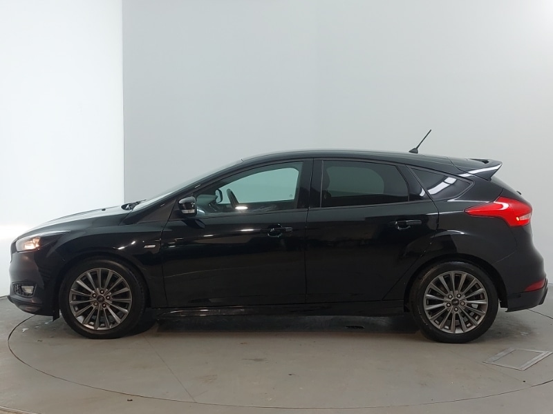 Used Ford Focus 2018 for sale - 77338580: Photo 4