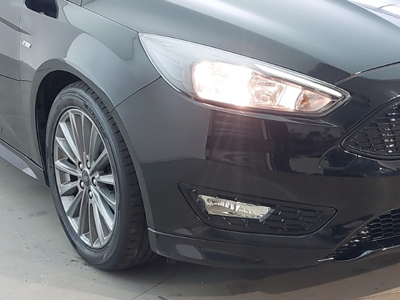 Used Ford Focus 2018 for sale - 77338580: Photo 9