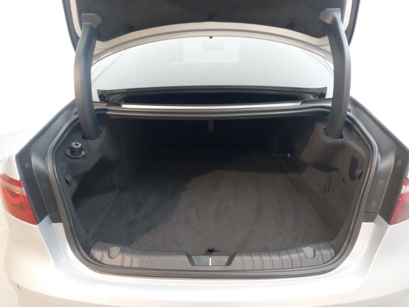 Used Jaguar XF 2020 for sale - 76970243: Photo 8