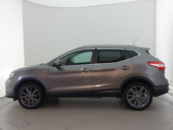Used Nissan Qashqai 2017 for sale - 76083266: Photo