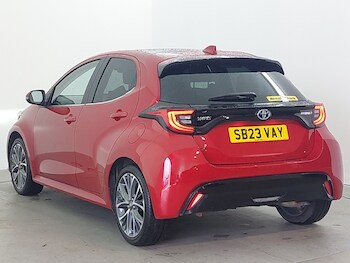 Used Toyota Yaris 2023 for sale - 77874101: Photo
