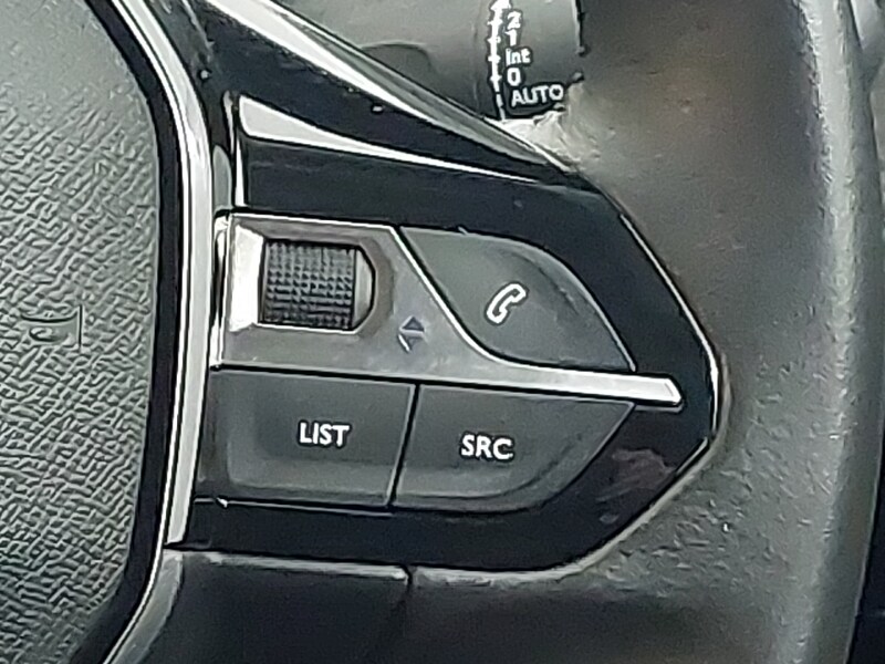 Used Peugeot 2008 2022 for sale - 77652338: Photo 11