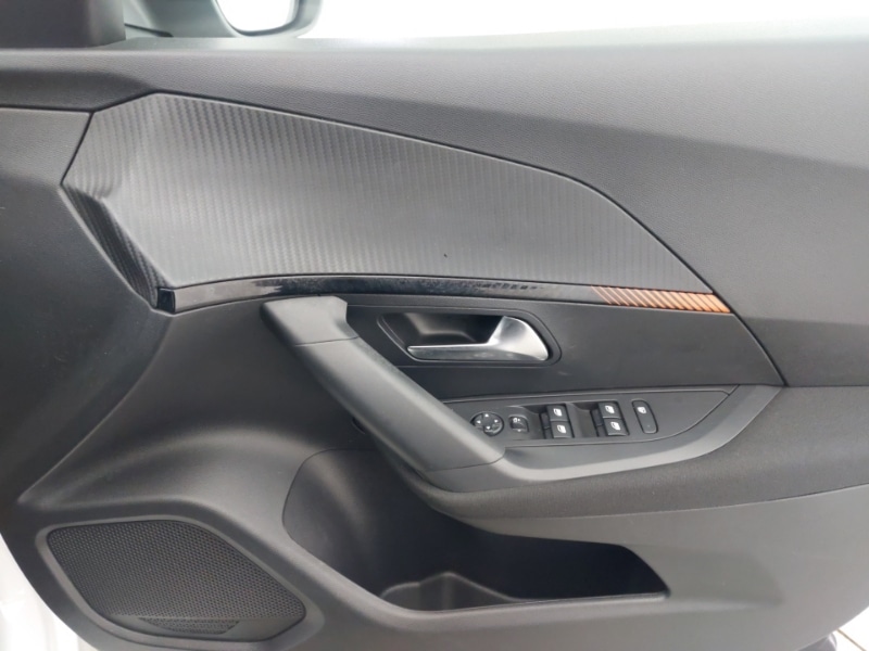 Used Peugeot 2008 2022 for sale - 77652338: Photo 16