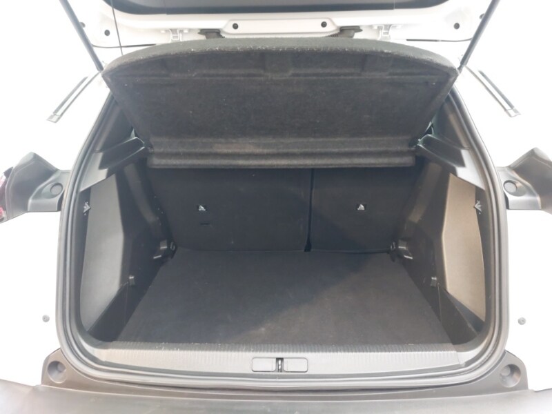 Used Peugeot 2008 2022 for sale - 77652338: Photo 8