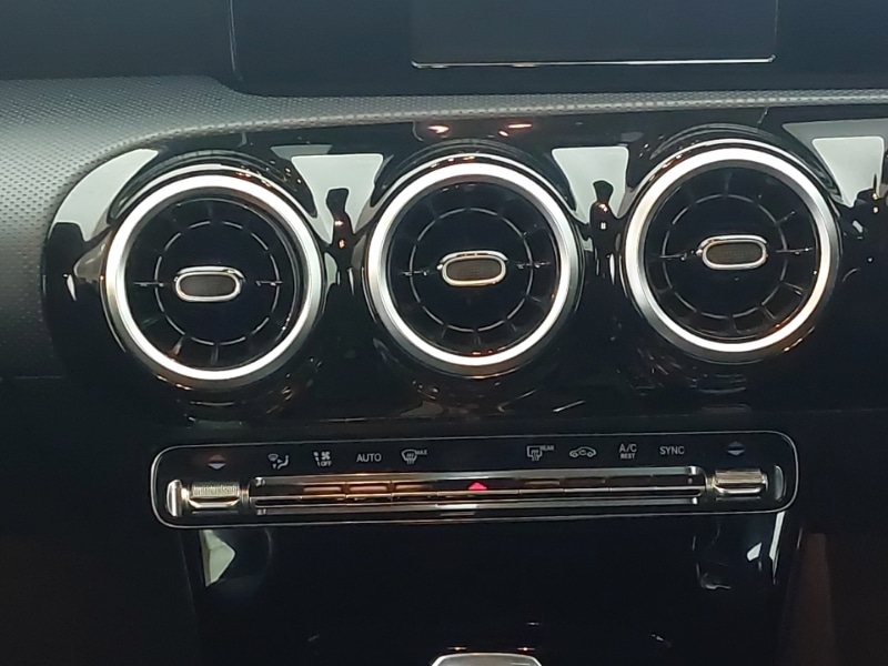 Used Mercedes-Benz A-Class 2019 for sale - 75972118: Photo 10