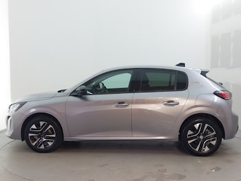 Used Peugeot 208 2025 for sale - 76589343: Photo