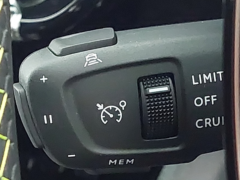 Used Peugeot 2008 2025 for sale - 76431535: Photo 18