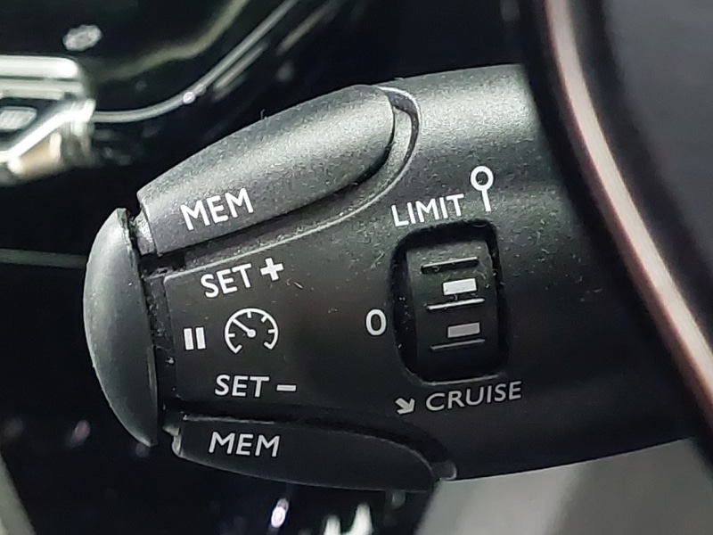 Used Peugeot 208 2022 for sale - 77740526: Photo 18