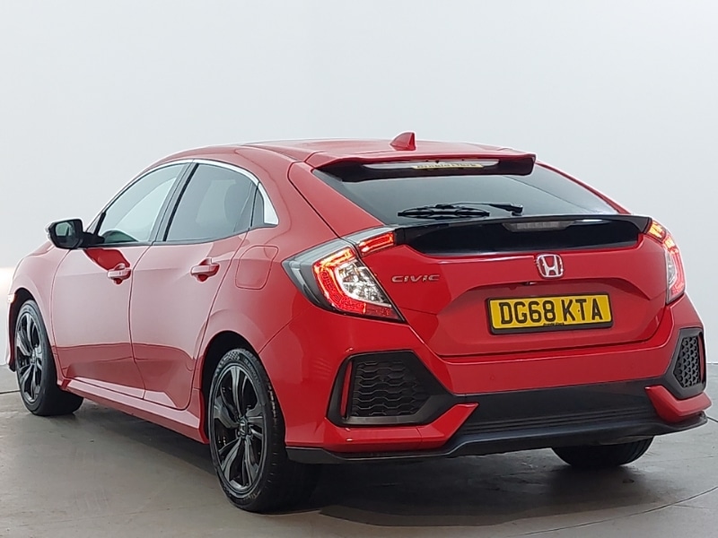 Used Honda Civic 2018 for sale - 77047057: Photo 3