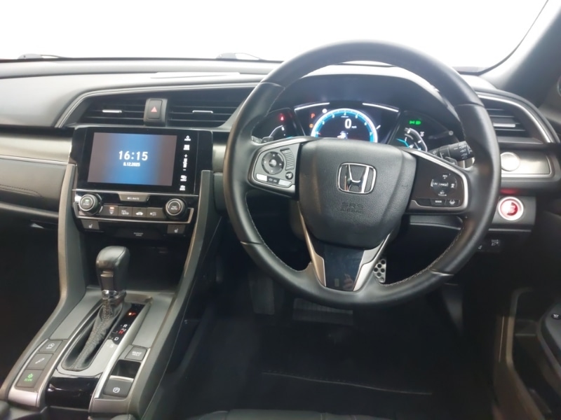 Used Honda Civic 2018 for sale - 77047057: Photo 7