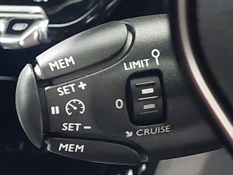 Used Peugeot 2008 2025 for sale - 78148922: Photo 18