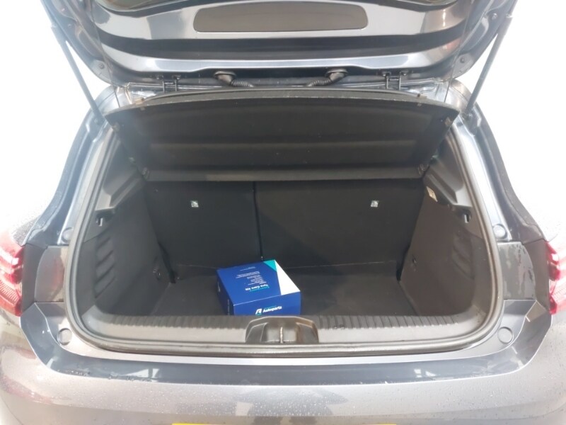 Used Renault Clio 2020 for sale - 77874064: Photo 8