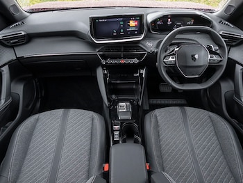 Used Peugeot 2008 2026 for sale - 77644842: Photo