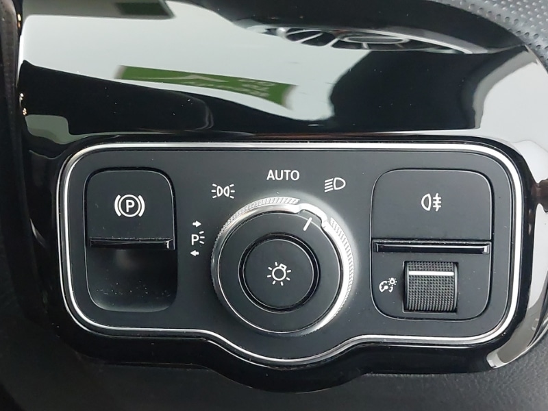 Used Mercedes-Benz A-Class 2019 for sale - 76975115: Photo 17