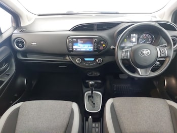 Used Toyota Yaris 2020 for sale - 78634261: Photo