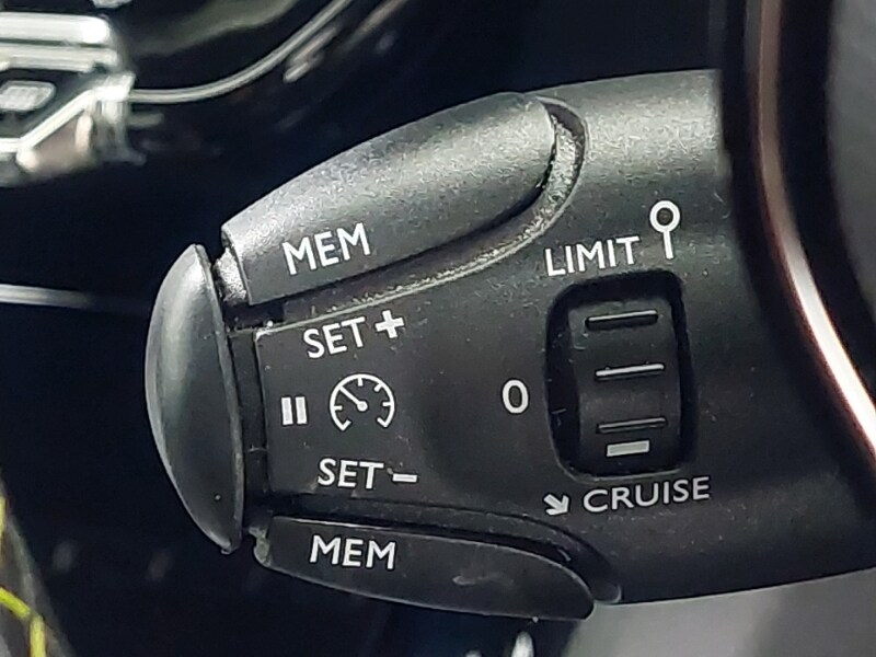 Used Peugeot 208 2022 for sale - 77035122: Photo 18