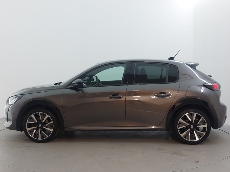 Used Peugeot 208 2022 for sale - 77035122: Photo 4