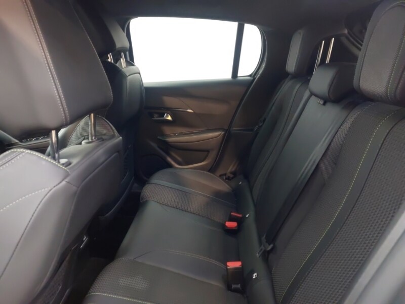 Used Peugeot 208 2022 for sale - 77035122: Photo 6