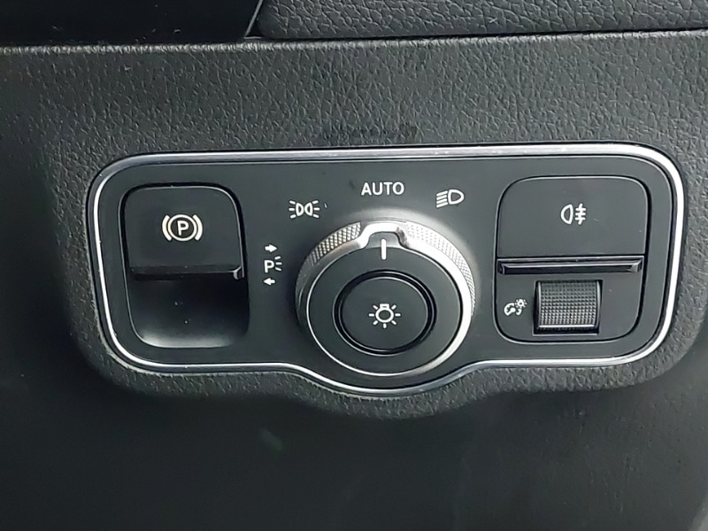 Used Mercedes-Benz GLA 2020 for sale - 76135051: Photo 17