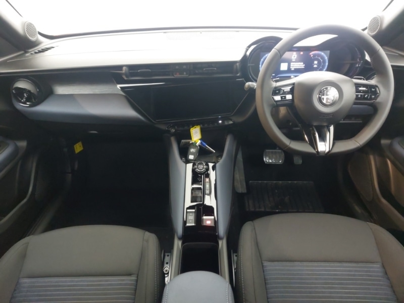 Used Alfa Romeo Junior 2025 for sale - 77509051: Photo 2