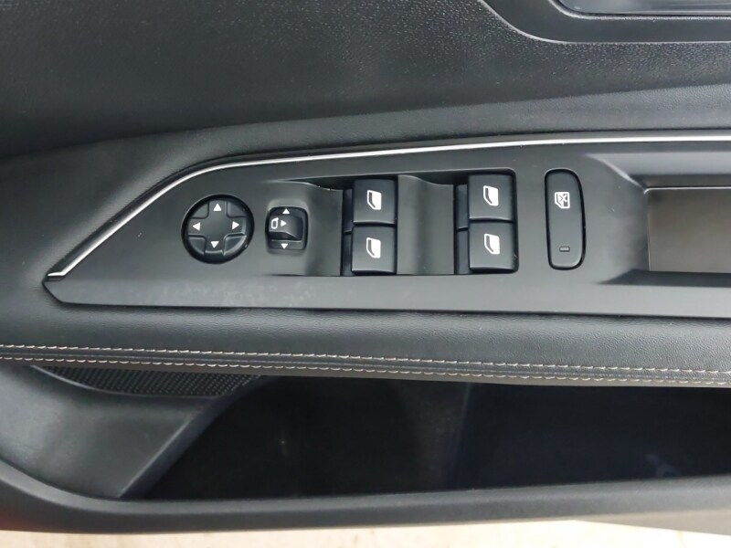 Used Peugeot 3008 2019 for sale - 77630227: Photo 12