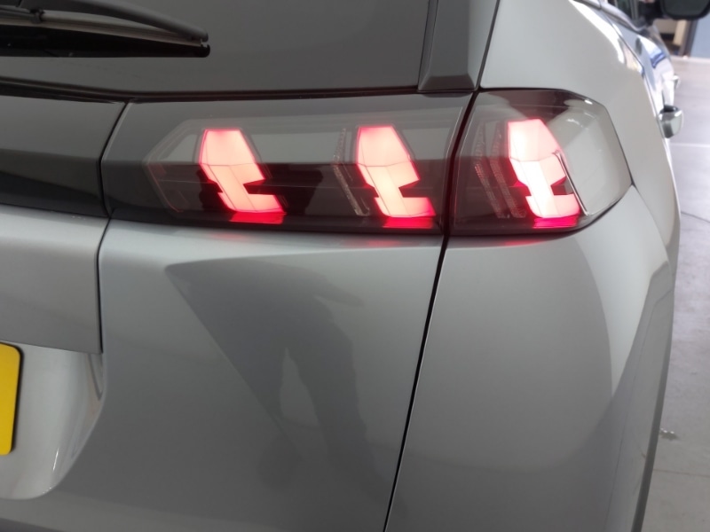 Used Peugeot 2008 2020 for sale - 76116351: Photo 14