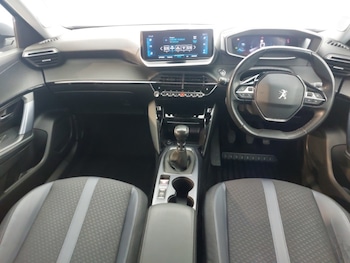 Used Peugeot 2008 2020 for sale - 76116351: Photo 2