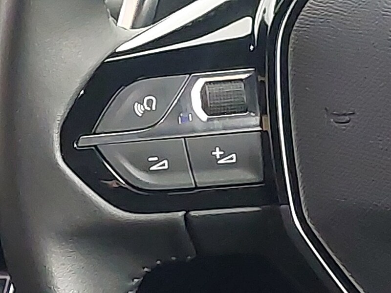 Used Peugeot 2008 2023 for sale - 77731568: Photo 10