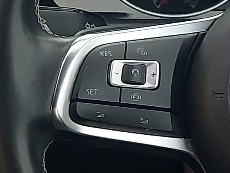 Used Volkswagen Golf 2018 for sale - 77352842: Photo 10