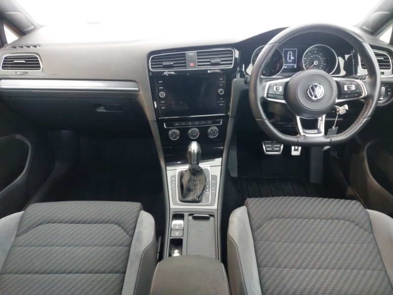 Used Volkswagen Golf 2018 for sale - 77352842: Photo 2