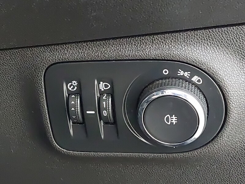 Used Vauxhall Corsa 2018 for sale - 77815421: Photo 17