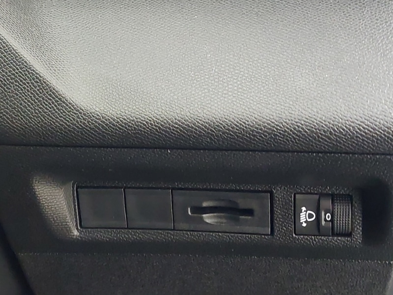 Used Peugeot 308 2023 for sale - 77874087: Photo 17