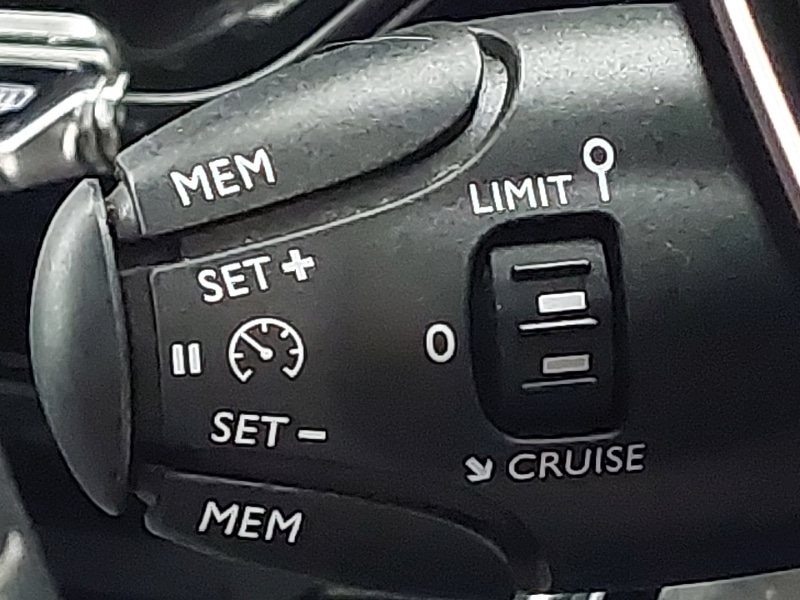 Used Peugeot 208 2020 for sale - 76629149: Photo 17