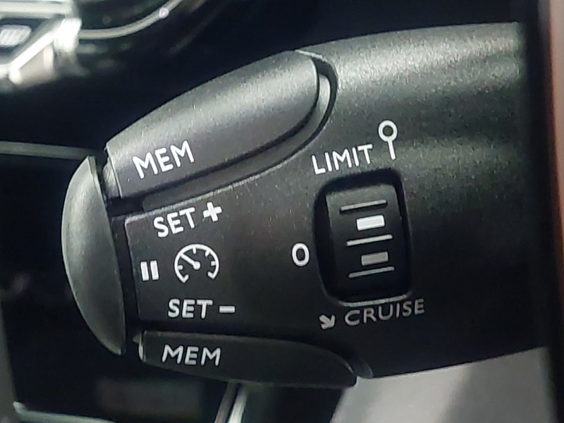 Used Peugeot 2008 2025 for sale - 76418980: Photo 18