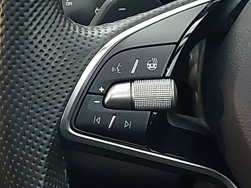 Used Skoda Karoq 2024 for sale - 78225350: Photo 10