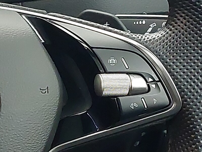 Used Skoda Karoq 2024 for sale - 78225350: Photo 11