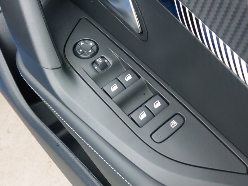 Used Peugeot 2008 2023 for sale - 77678210: Photo 13