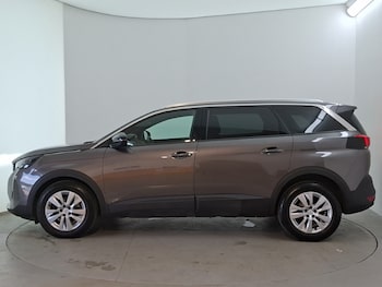 Used Peugeot 5008 2023 for sale - 79263347: Photo