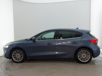Used Ford Focus 2021 for sale - 76165936: Photo