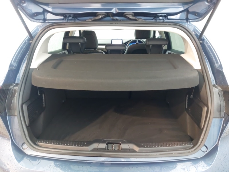 Used Ford Focus 2021 for sale - 76165936: Photo 8
