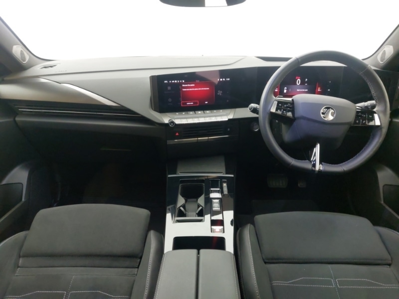 Used Vauxhall Astra 2025 for sale - 76941946: Photo 2