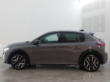 Used Peugeot 208 2025 for sale - 76511672: Photo