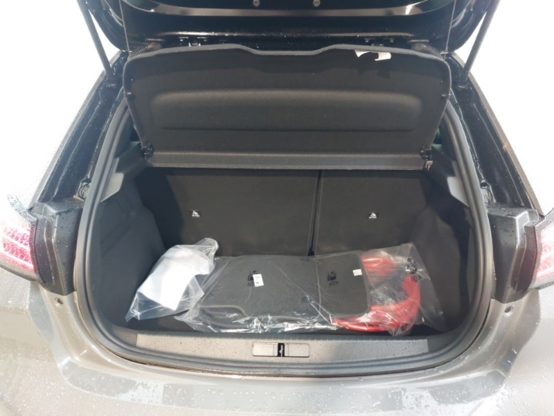 Used Peugeot 208 2025 for sale - 76511672: Photo 8