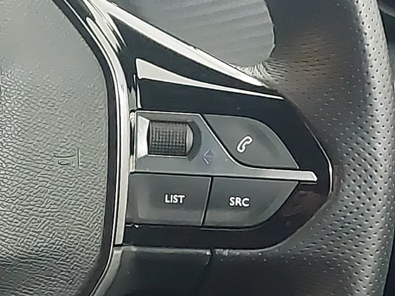 Used Peugeot 2008 2023 for sale - 77852541: Photo 11