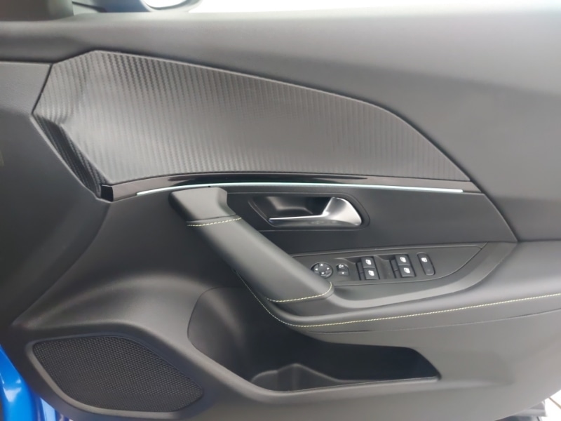 Used Peugeot 2008 2023 for sale - 77852541: Photo 16